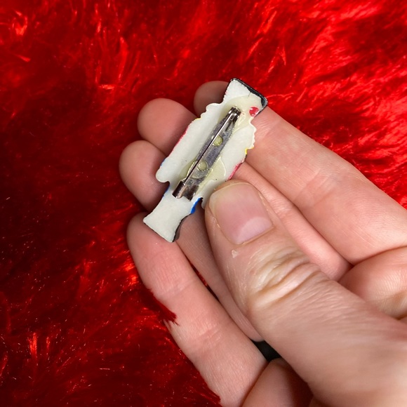 Christmas nutcracker pin - Picture 5 of 5